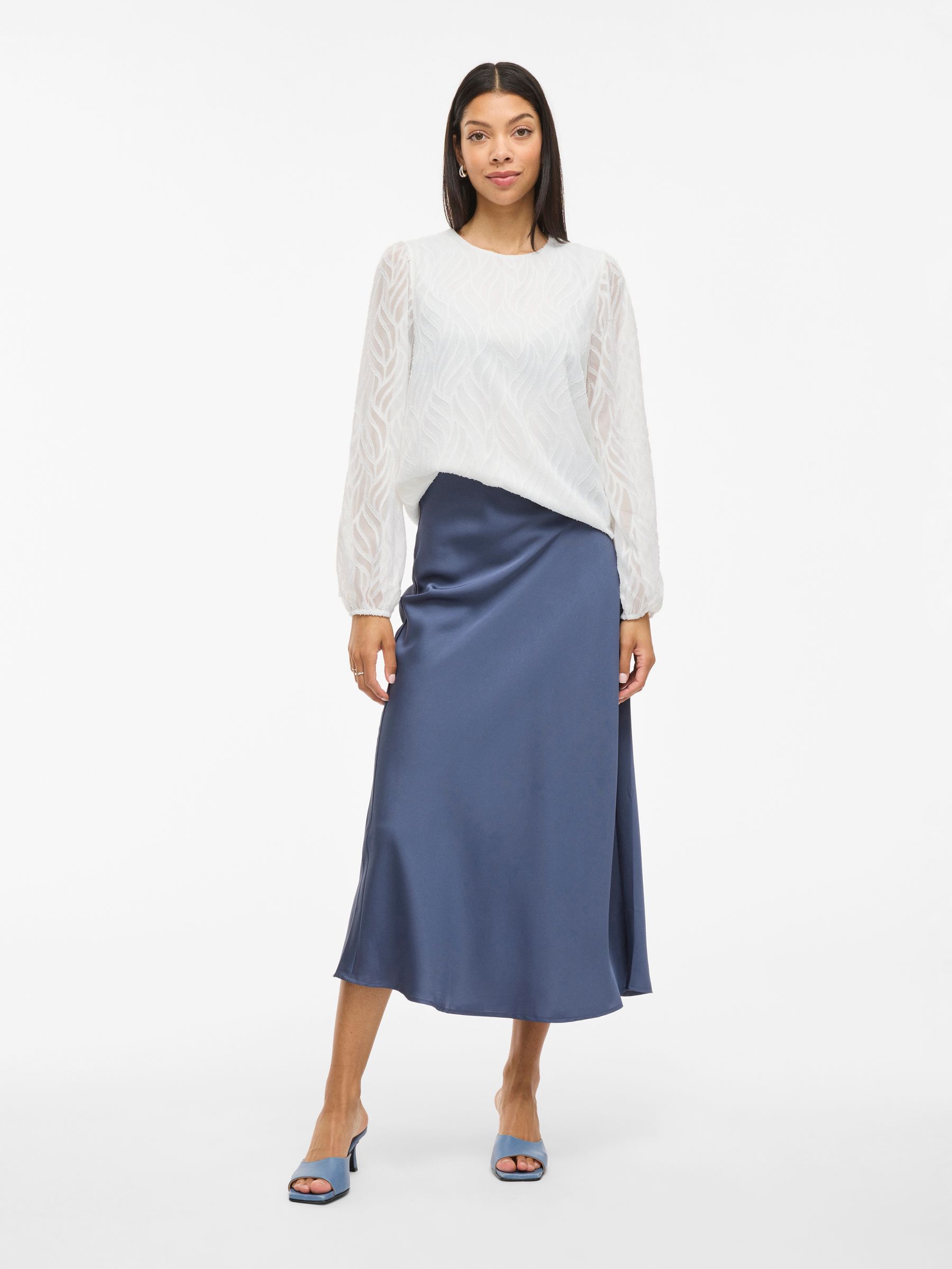 VILA_NOOS2025_4786218_14107406_5.jpg Edle Langarm Bluse mit transparenten Ärmeln