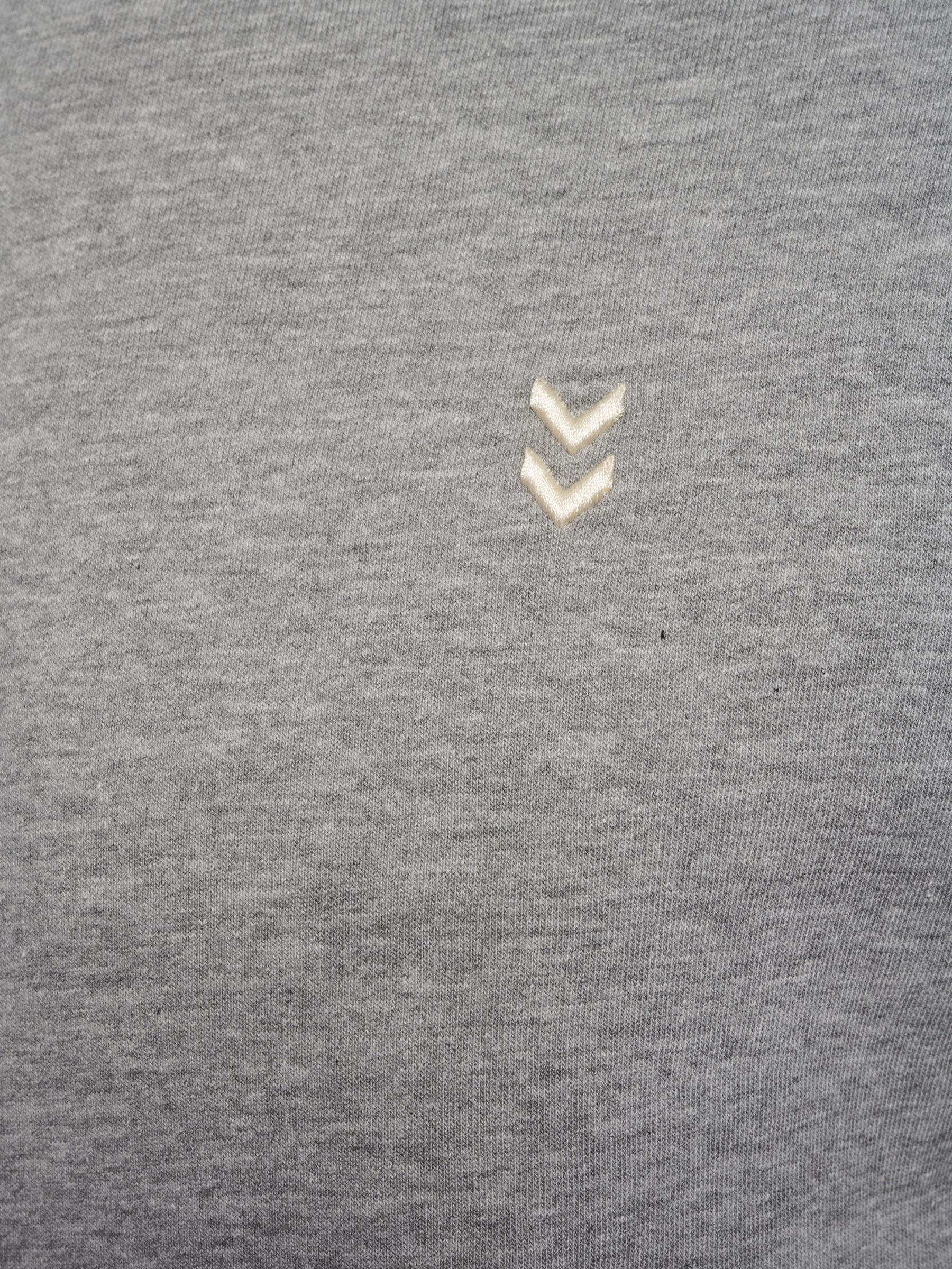 d875fe1a732dd5a62eb6487c1f638b14.jpg Klassisches Sweatshirt mit Rundhals und minimalistischen Details