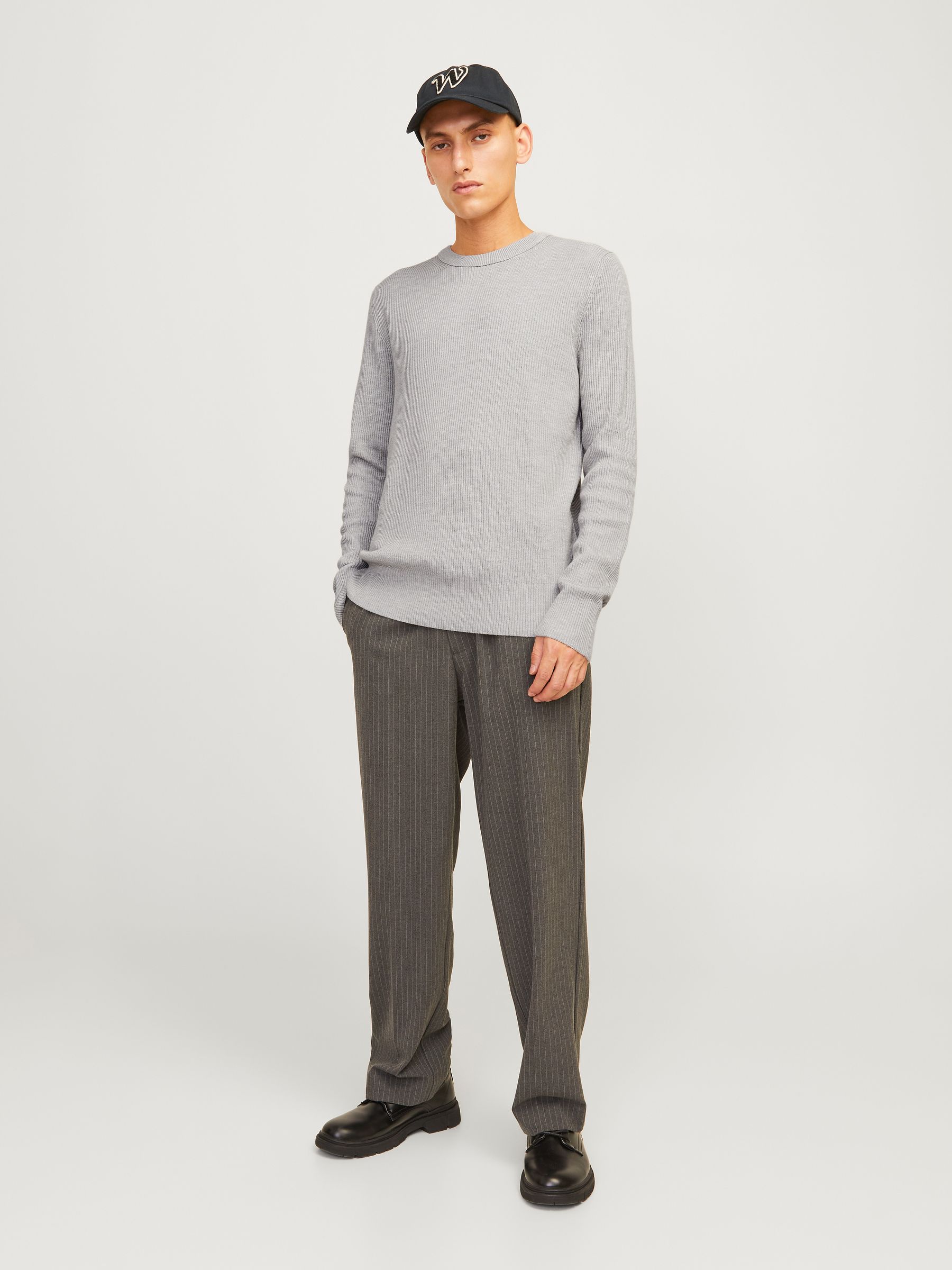 JACK&JONES_FallWinter2024_4507864_12257771_6.jpg Gemütlicher Strickpullover mit Rundhals für Herbst