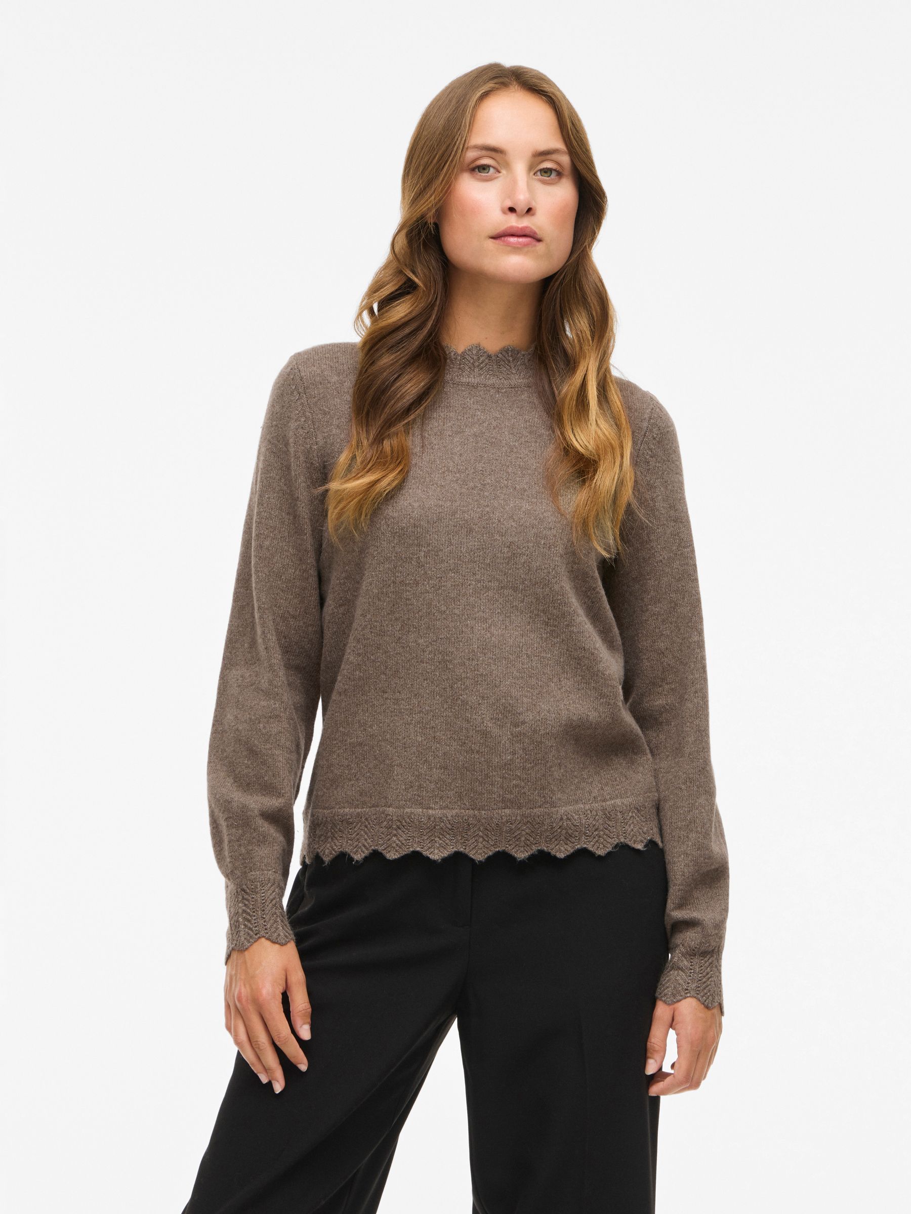 VILA_NOOS2025_4848630_14106419_3.jpg Stylischer Pullover mit Strickmuster