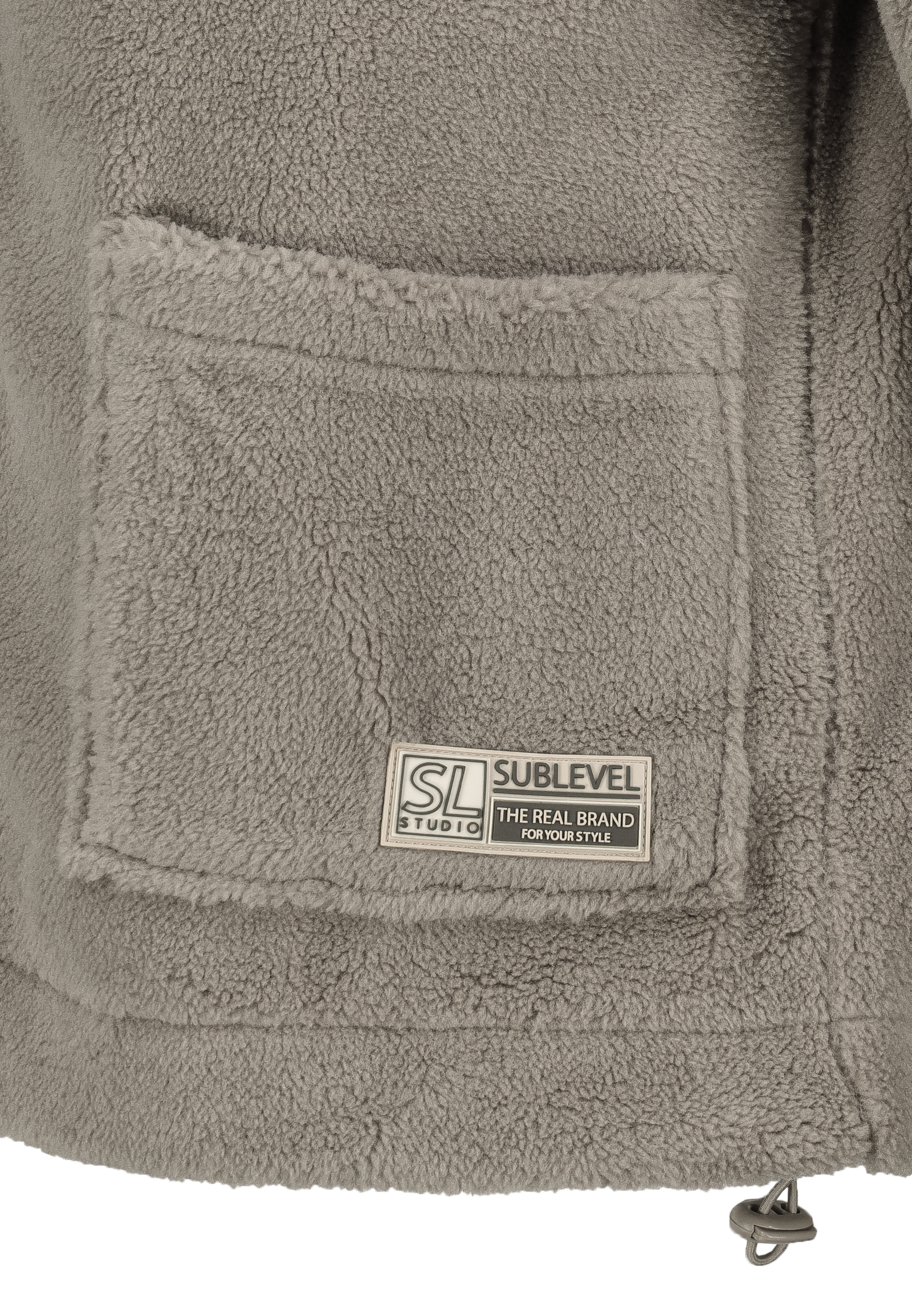 D20004M02628C3_20400_D1.jpg Flauschige Jacke mit aufgesetzte Taschen Teddy