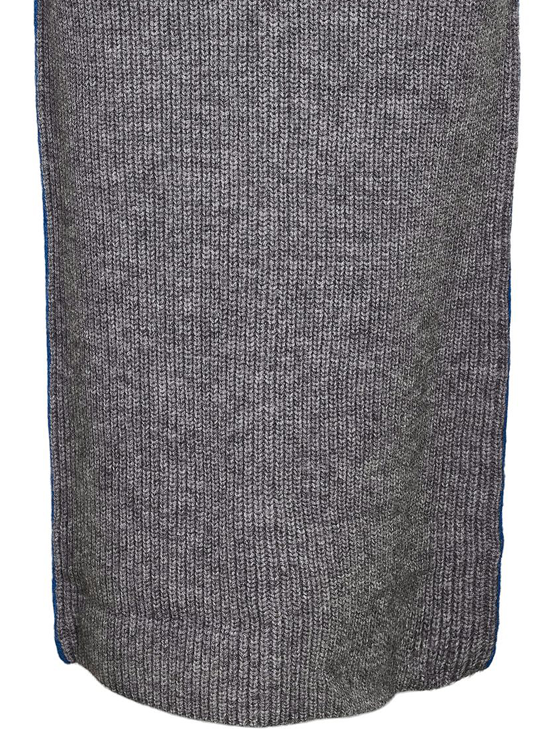 Eleganter gerippter Langrock mit seitlichen Streifen Eleganter gerippter Langrock mit seitlichen Streifen