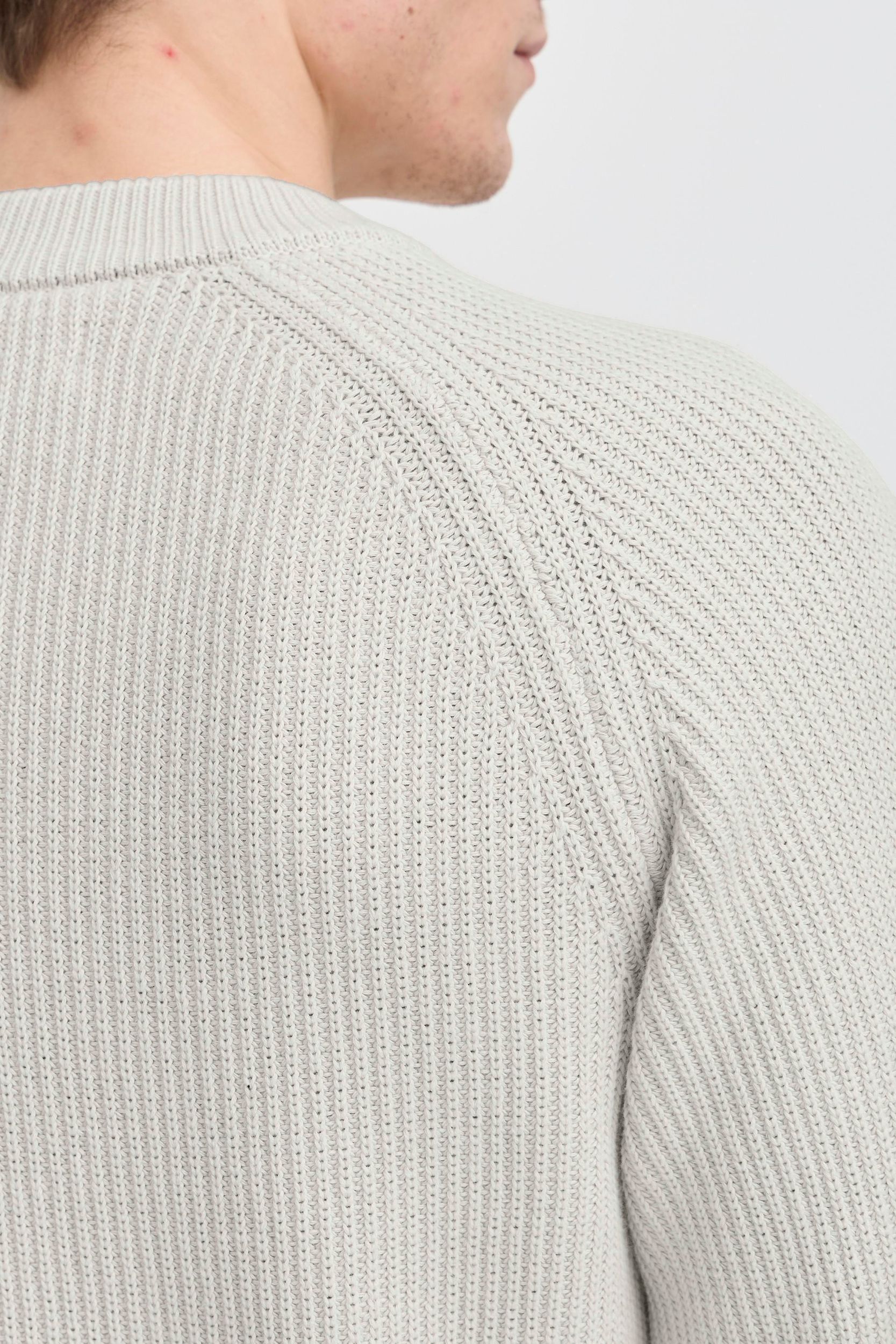 20504998_140002_360.jpg Gemütlicher Strickpullover mit langen Ärmeln