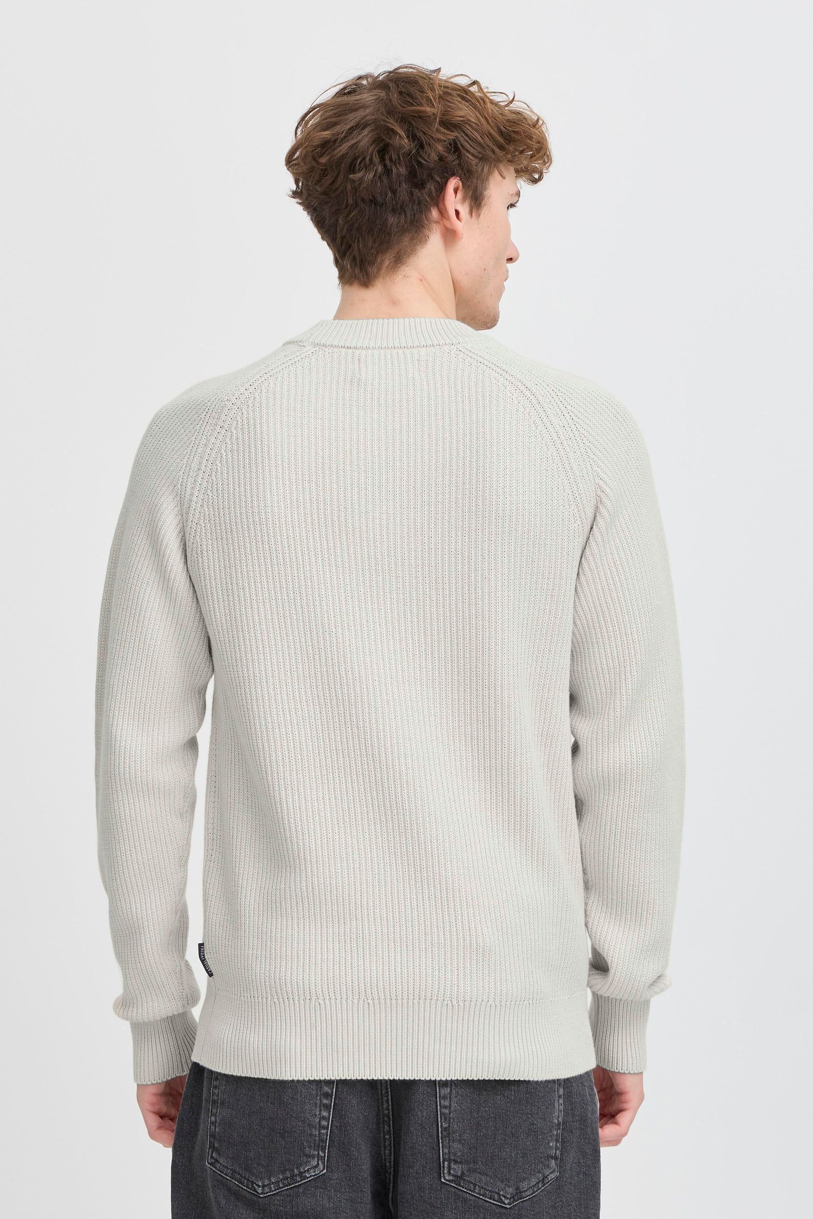 20504998_140002_550.jpg Gemütlicher Strickpullover mit langen Ärmeln