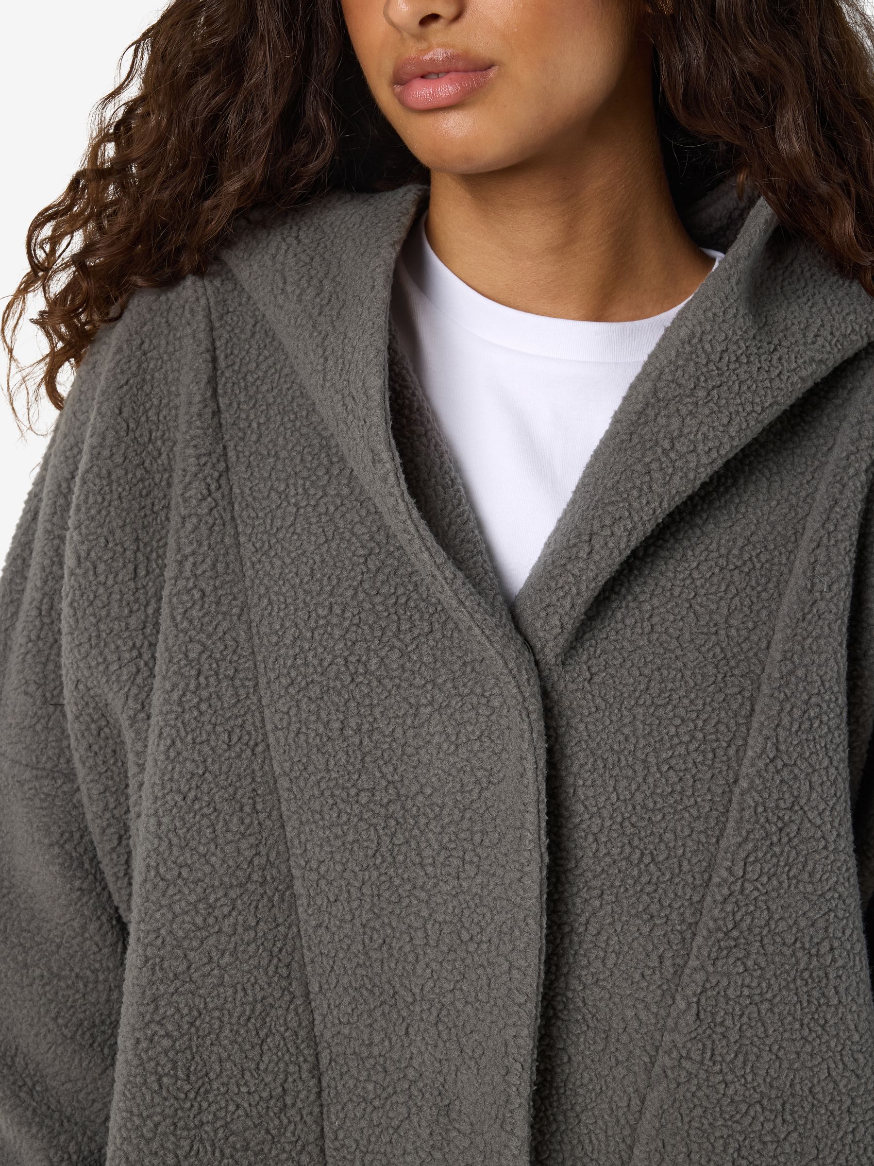 27028870_4884503_6.jpg Strickjacke Teddy Oversized mit Kapuze