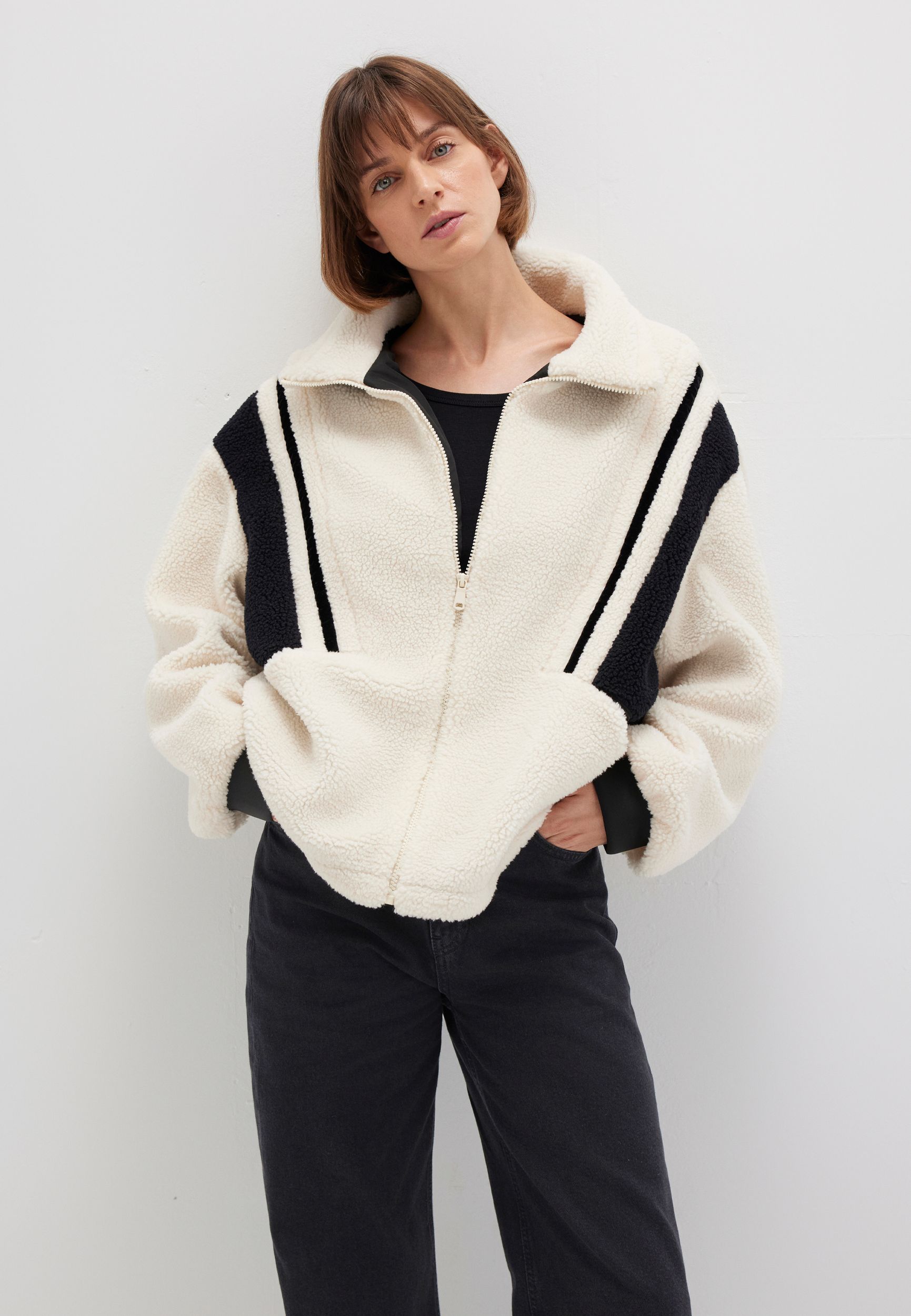 Mavi Teddyjacke mit Kontraststreifen Warm und Weich – Creme, Bild 2