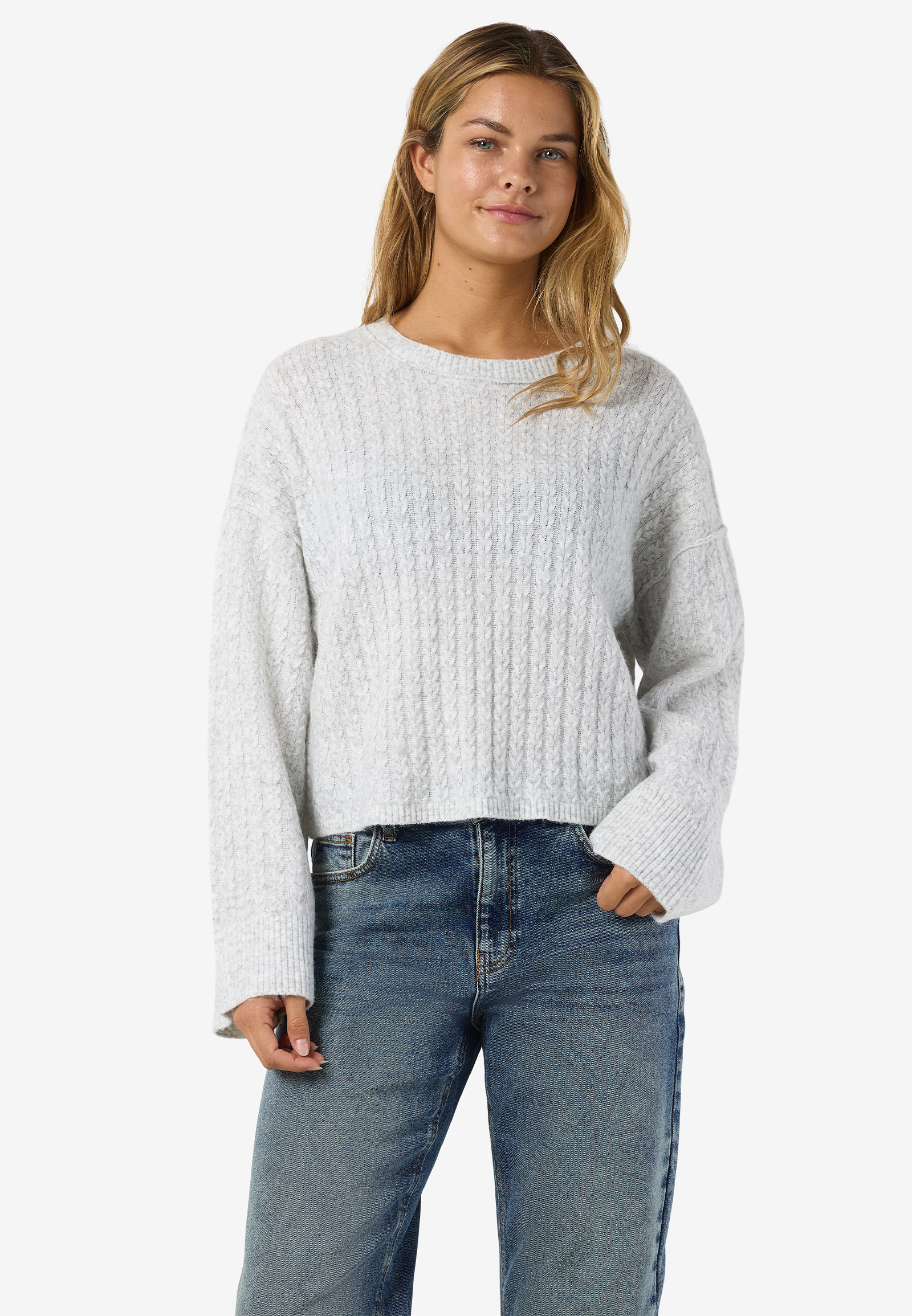 Gemusterter Strickpullover mit Rundhalsausschnitt Gemusterter Strickpullover mit Rundhalsausschnitt