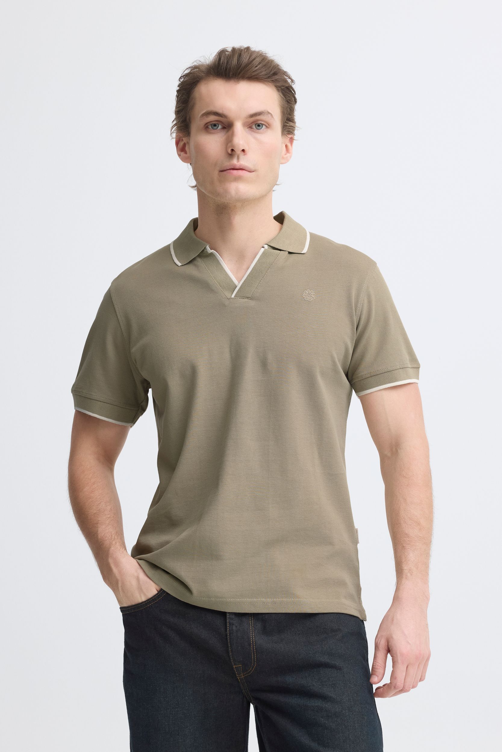20720432-171108_171108_6.jpg Kurzarm Poloshirt Einfarbig V-Ausschnitt Polokragen