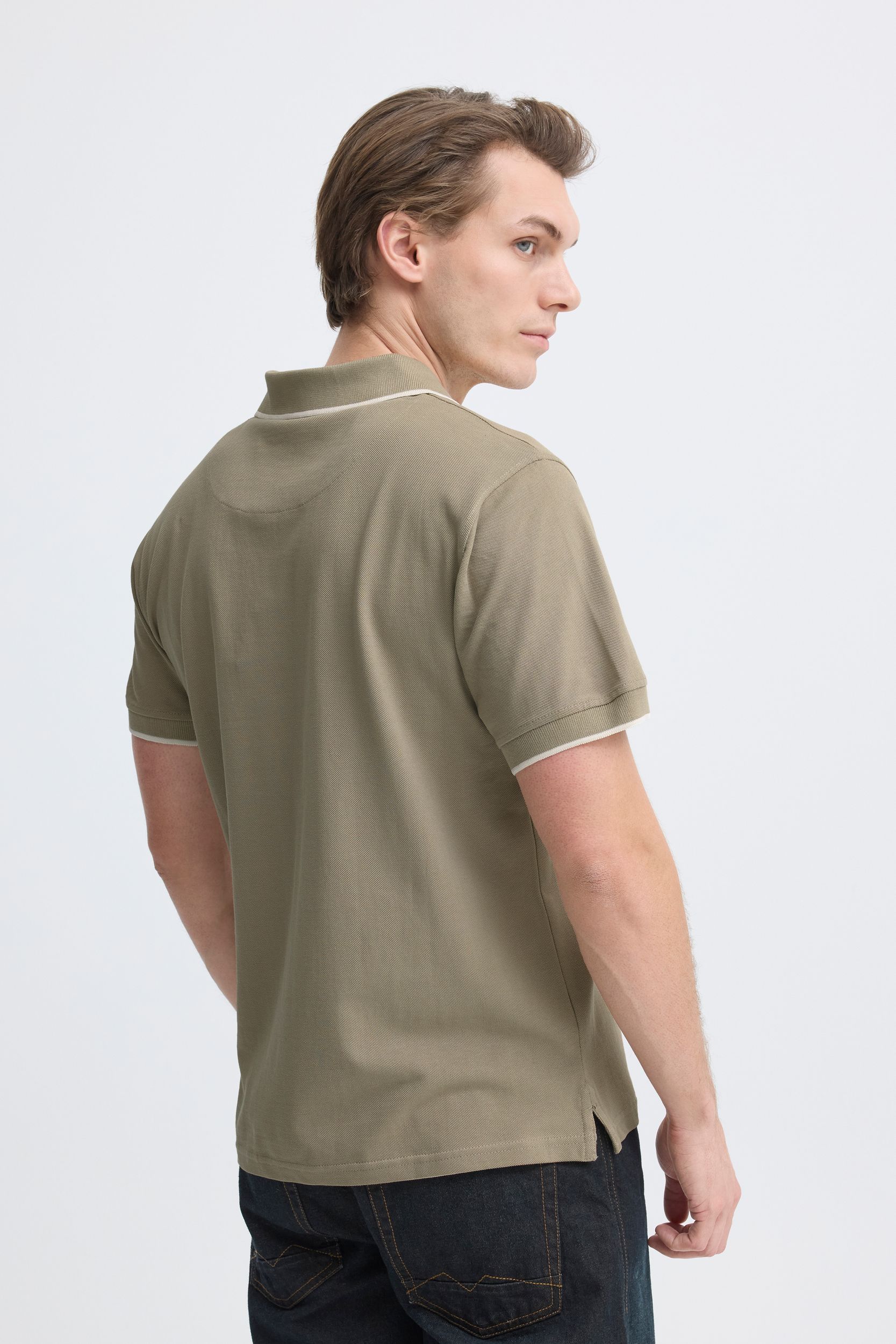 20720432-171108_171108_7.jpg Kurzarm Poloshirt Einfarbig V-Ausschnitt Polokragen