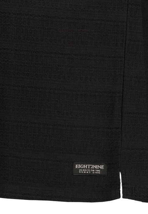 Eight 2 Nine EIGHT 2 NINE Bequemes Kurzarmshirt V-Ausschnitt Unifarben Casual – Schwarz, Bild 4