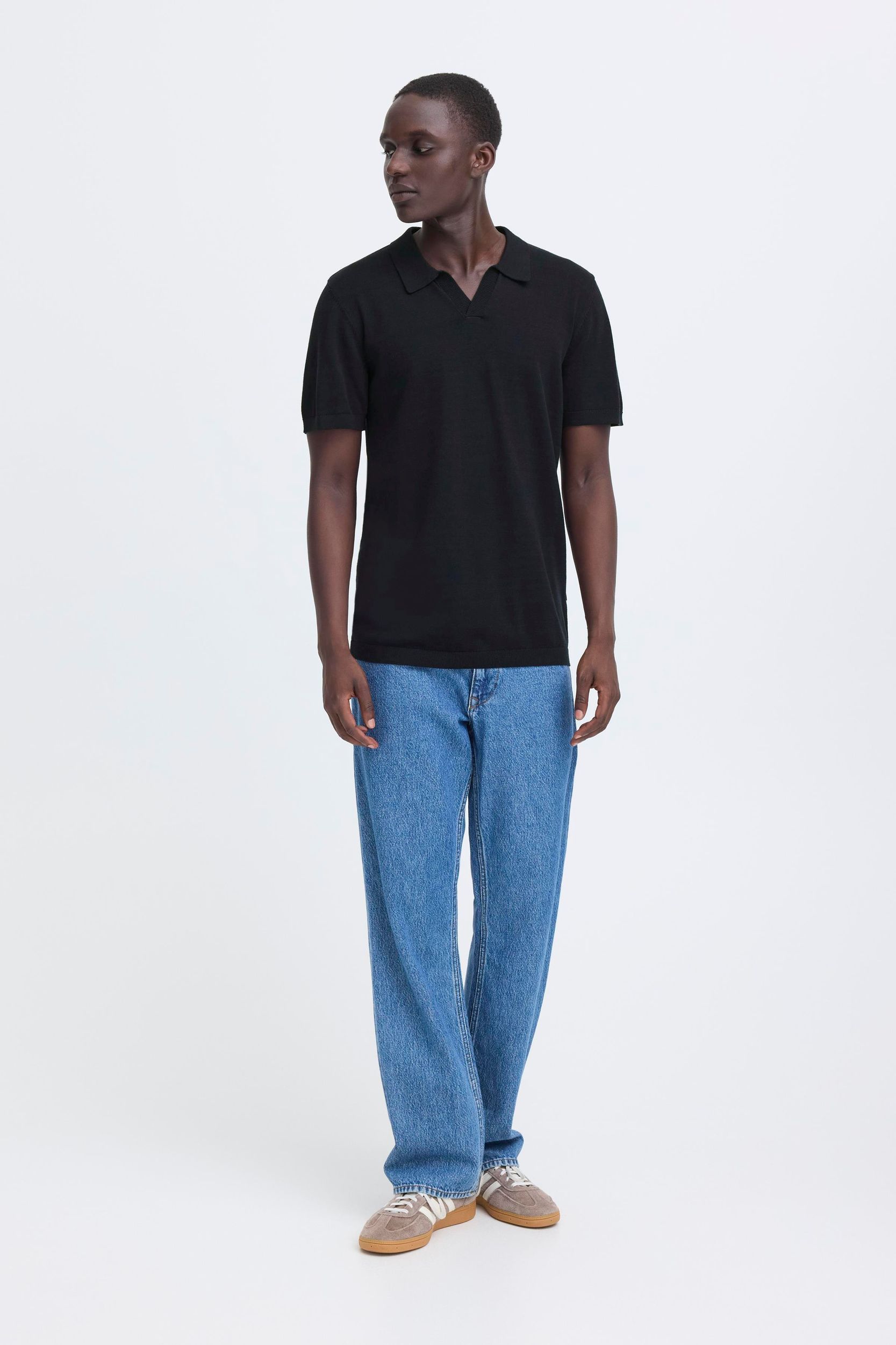 20720236-193911_193911_5.jpg Kurzarm Poloshirt V-Ausschnitt Haifischkragen Basic