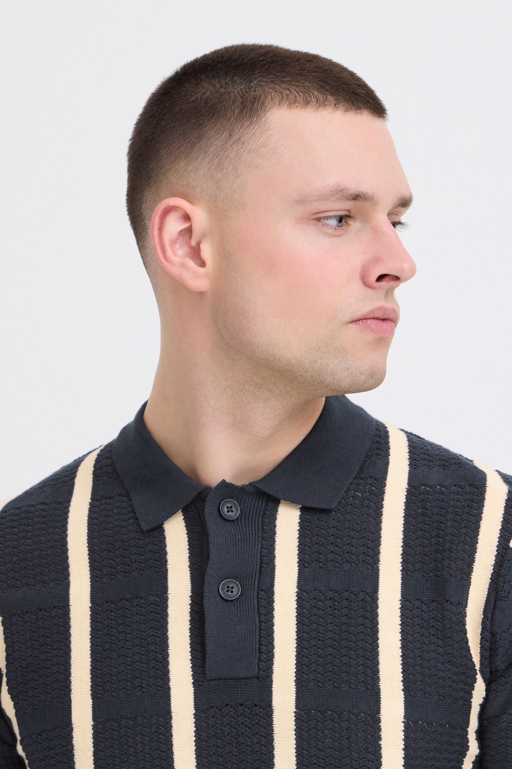 20720741-900007031_900007031_4.jpg Kurzarm Poloshirt Knopfverschluss Streifenmuster Casual