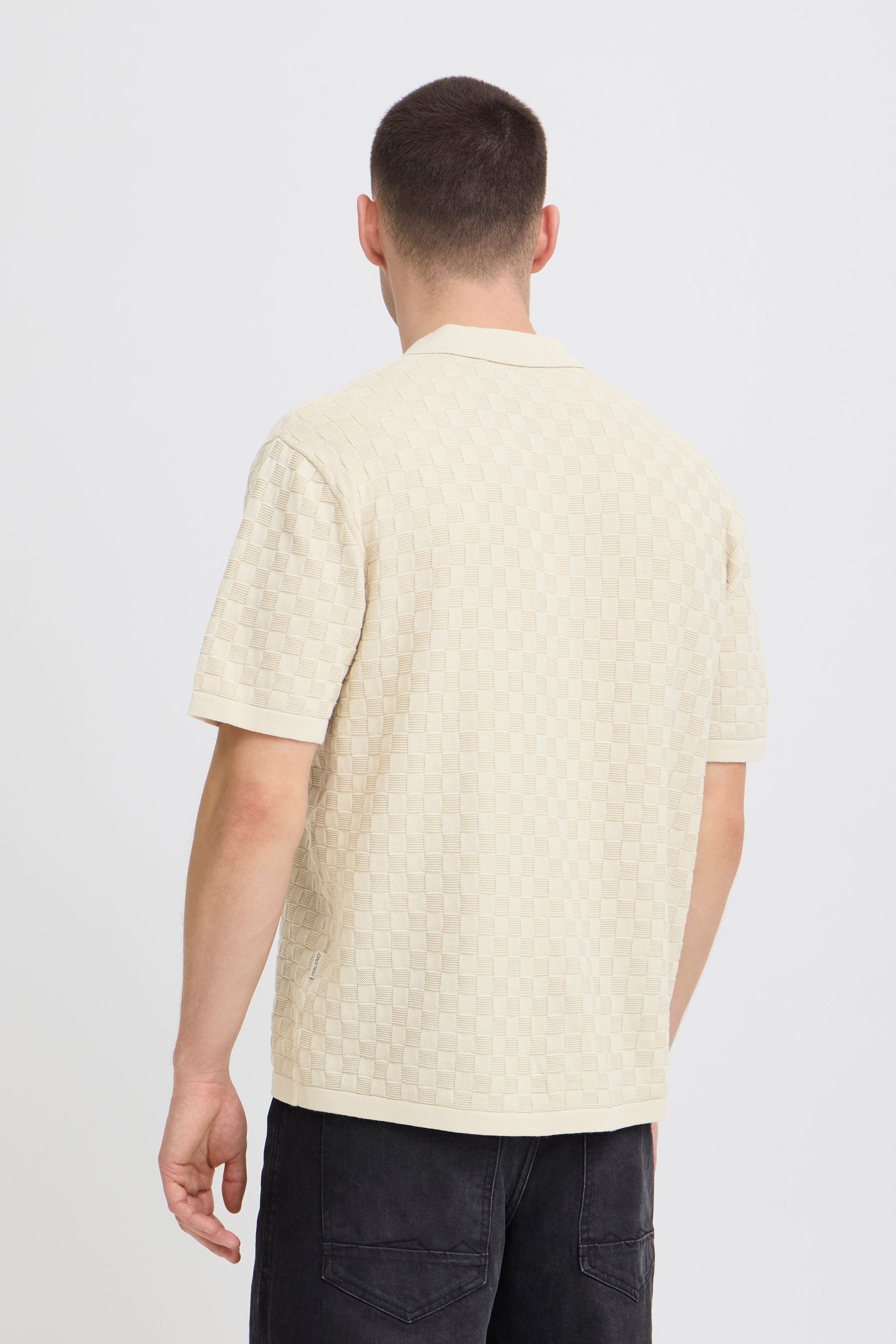 20720774-131008_131008_7.jpg Bequemes Kurzarmshirt Haifischkragen Knopfleiste Kariert