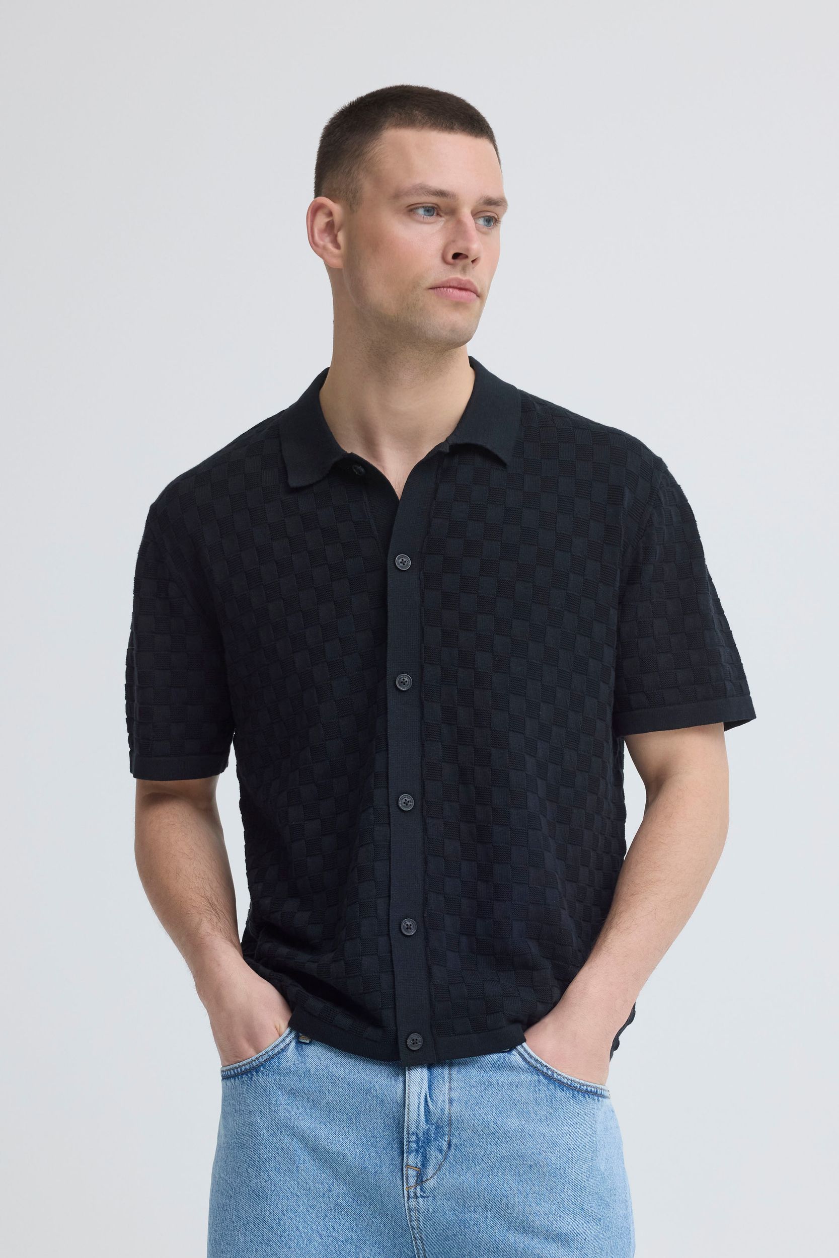 20720774-193911_193911_6.jpg Bequemes Kurzarmshirt Haifischkragen Knopfleiste Kariert