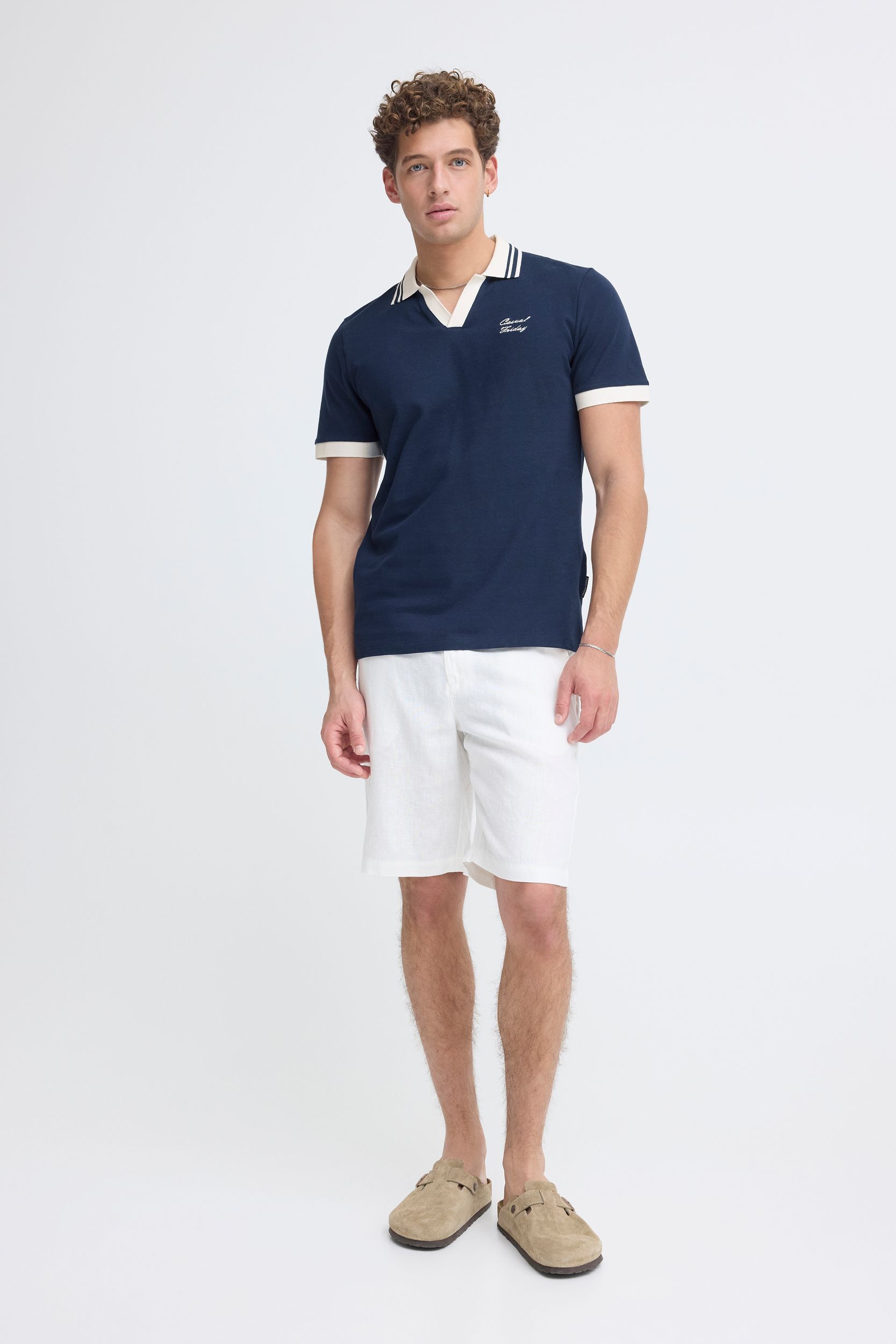 20506207_193923_400.jpg Modernes Poloshirt Polokragen V-Ausschnitt Einfarbig