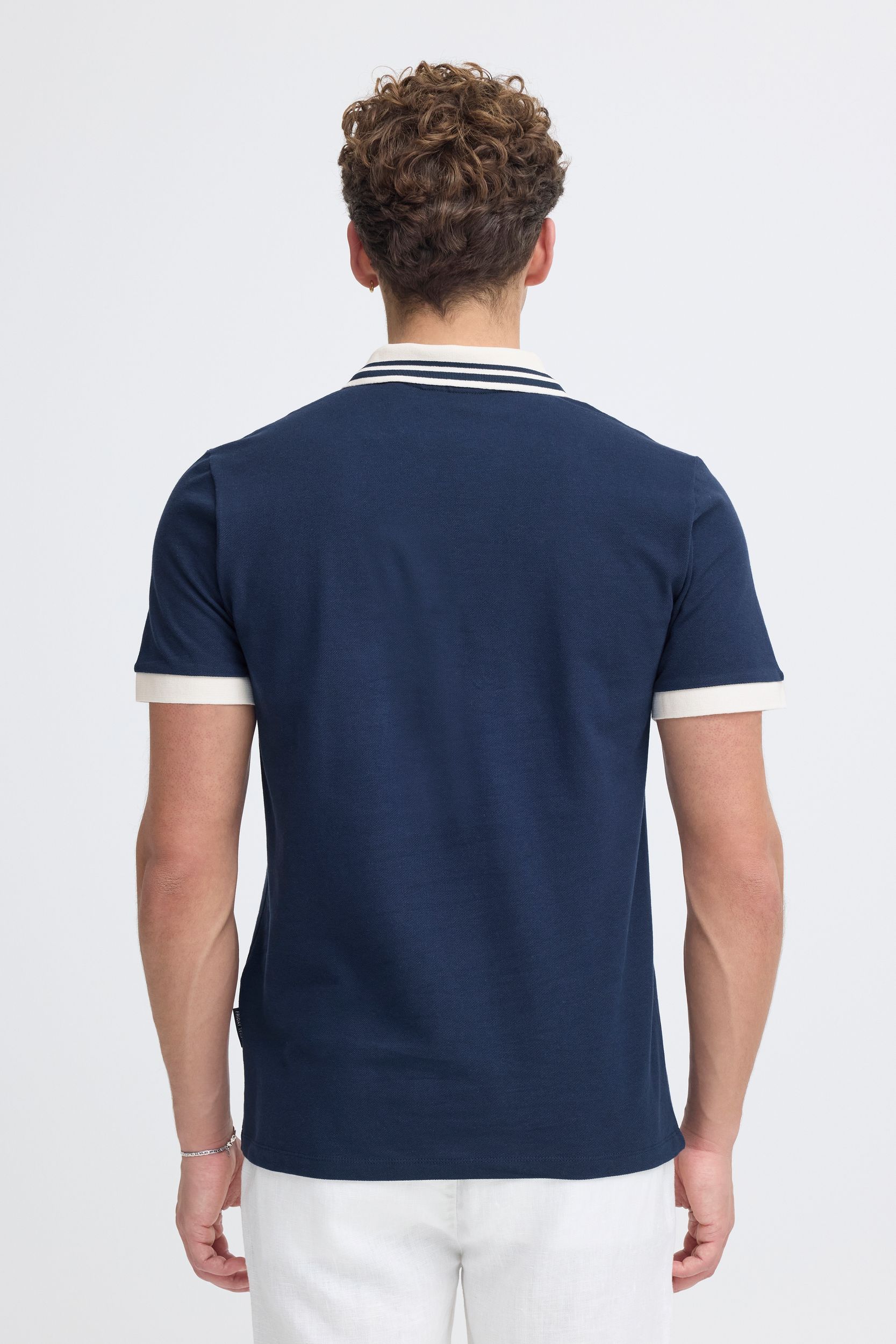 20506207_193923_550.jpg Modernes Poloshirt Polokragen V-Ausschnitt Einfarbig