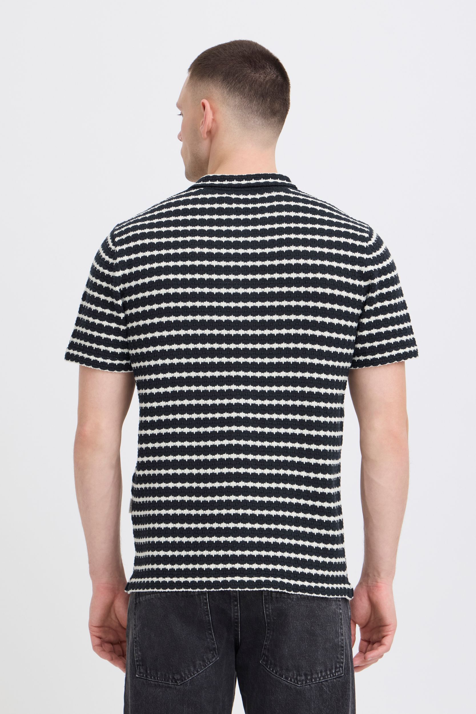 20720764-900007659_900007659_7.jpg Bequemes Kurzarmshirt Knopfleiste Einfarbig Polokragen