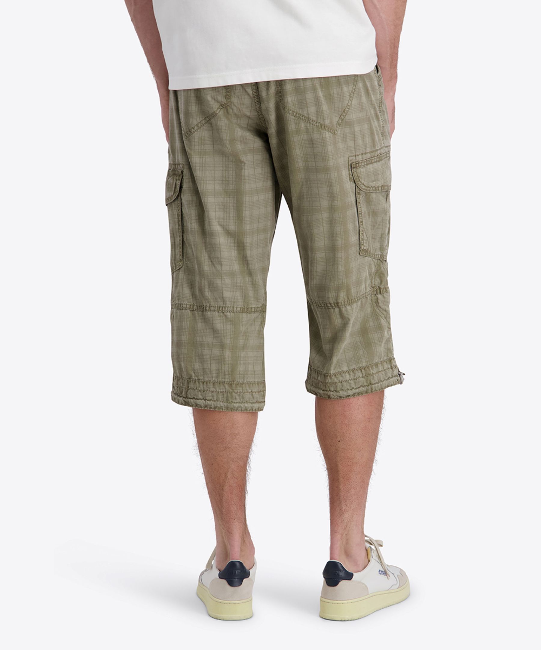 Loose Fit Shorts Gürtel Cargo Style Wadenlang Kariert Loose Fit Shorts Gürtel Cargo Style Wadenlang Kariert