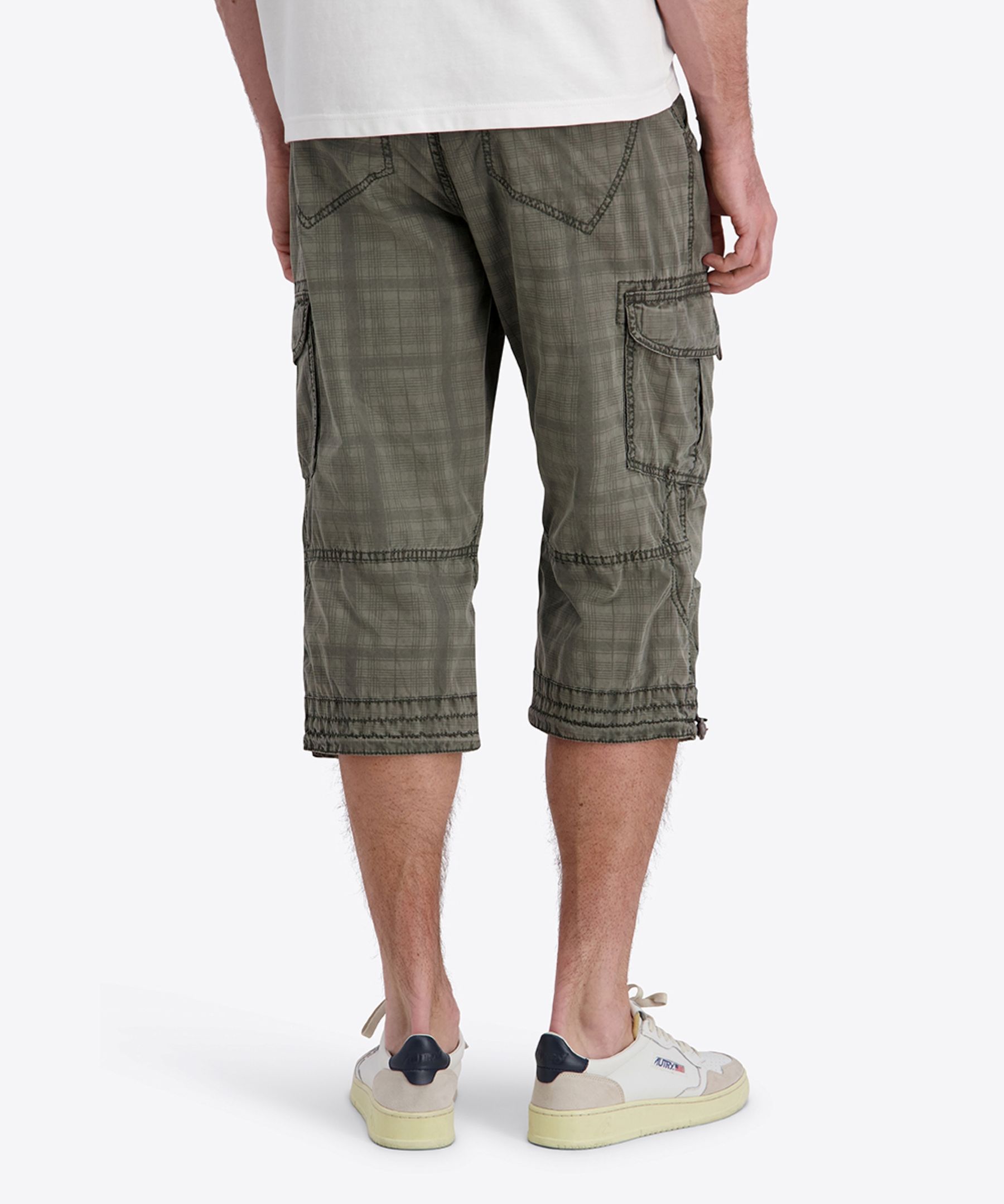 Loose Fit Shorts Gürtel Cargo Style Wadenlang Kariert Loose Fit Shorts Gürtel Cargo Style Wadenlang Kariert