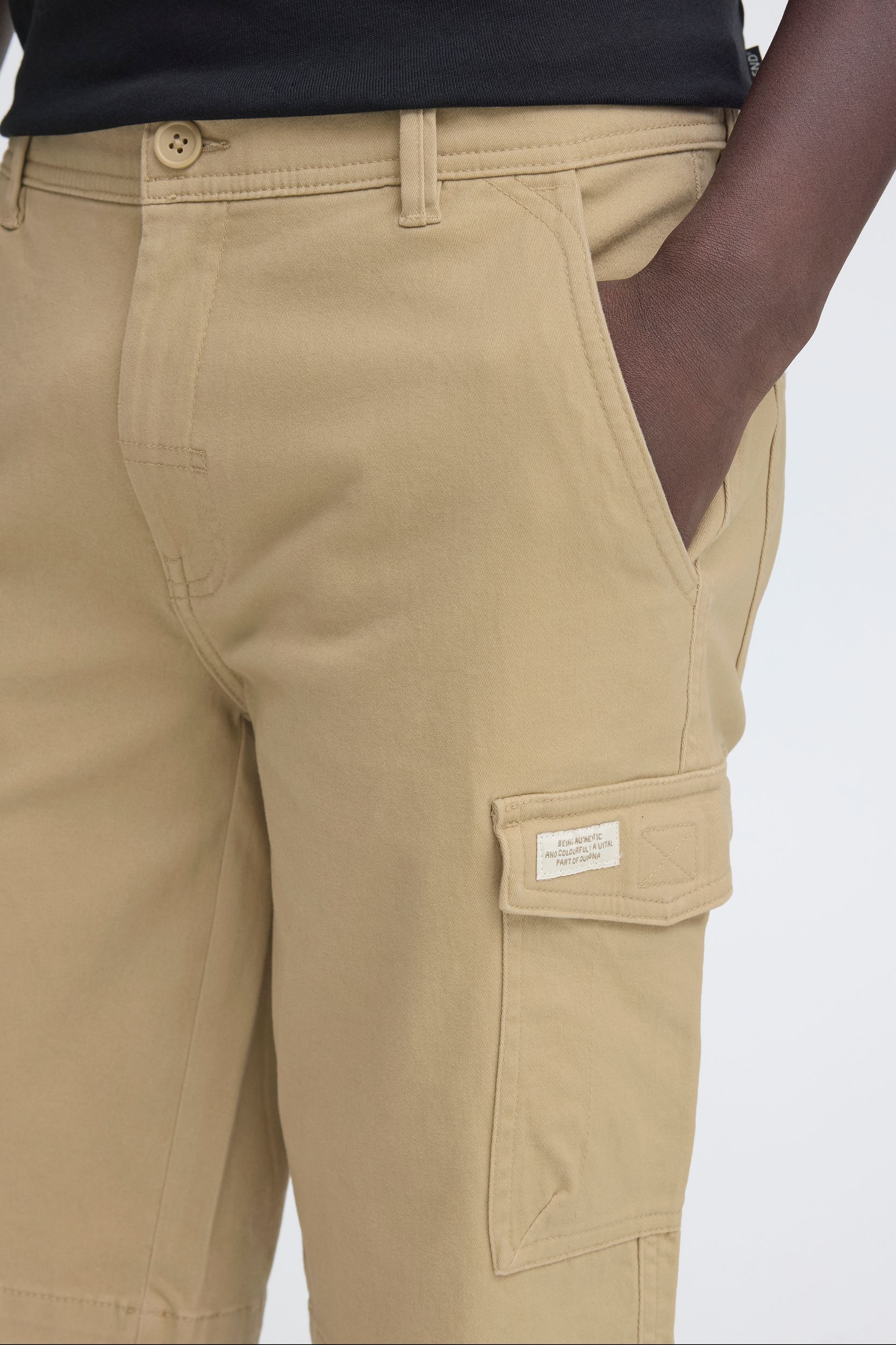 20720260-161315_161315_4.jpg Cargoshorts Regular Fit Reißverschluss Seitentaschen