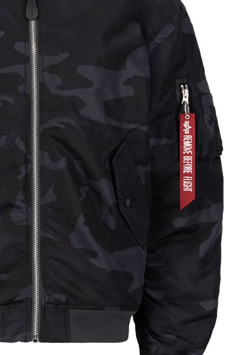 Alpha Industries Alpha Industries Bomberjacke Loose Fit Rippkragen Pattentaschen – Camouflage, Bild 4