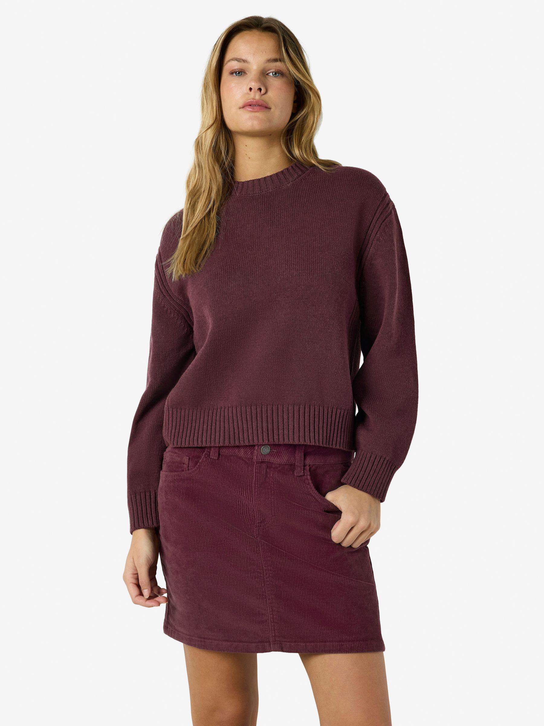 27037949_5026461_6.jpeg Rundhals-Pullover mit langen Ärmeln und geripptem Saum