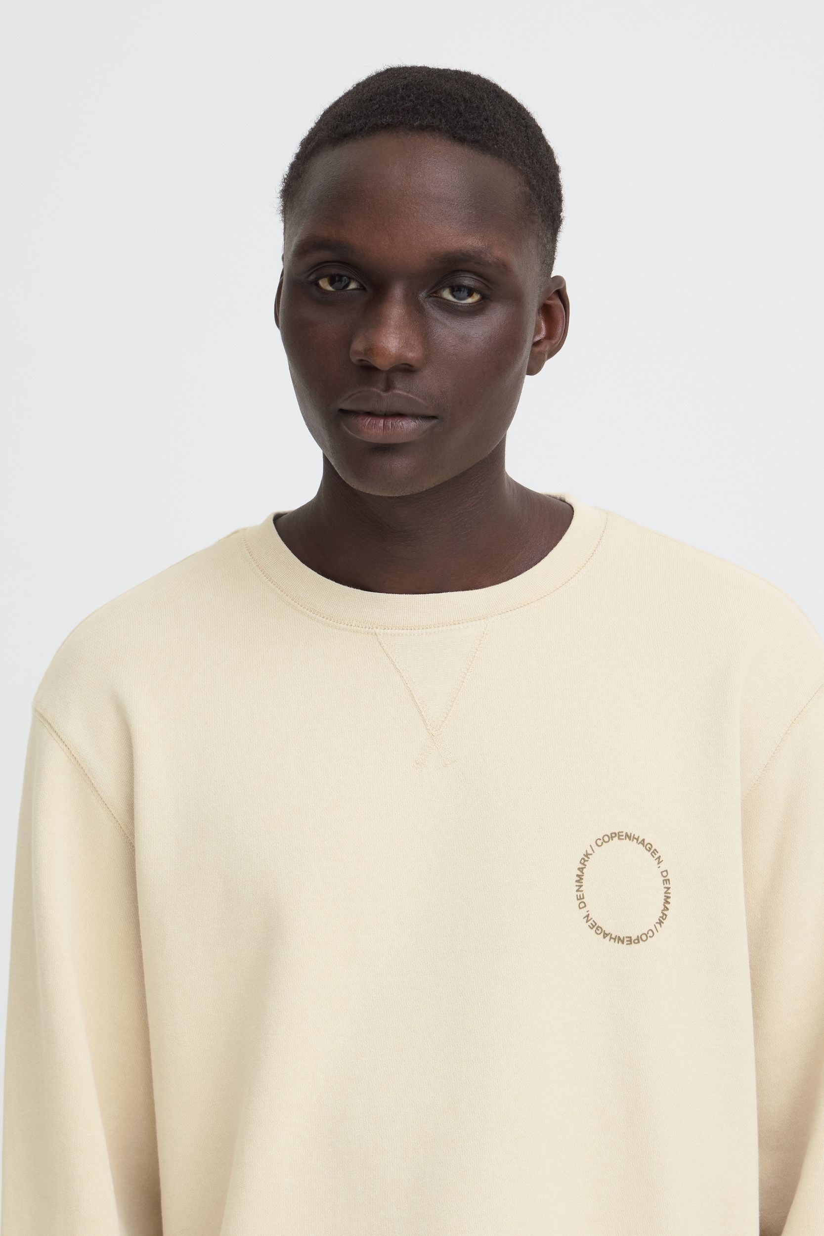 20721060-141107_141107_4.jpg Bequemes Sweatshirt Rundhals Rippbündchen Unifarben