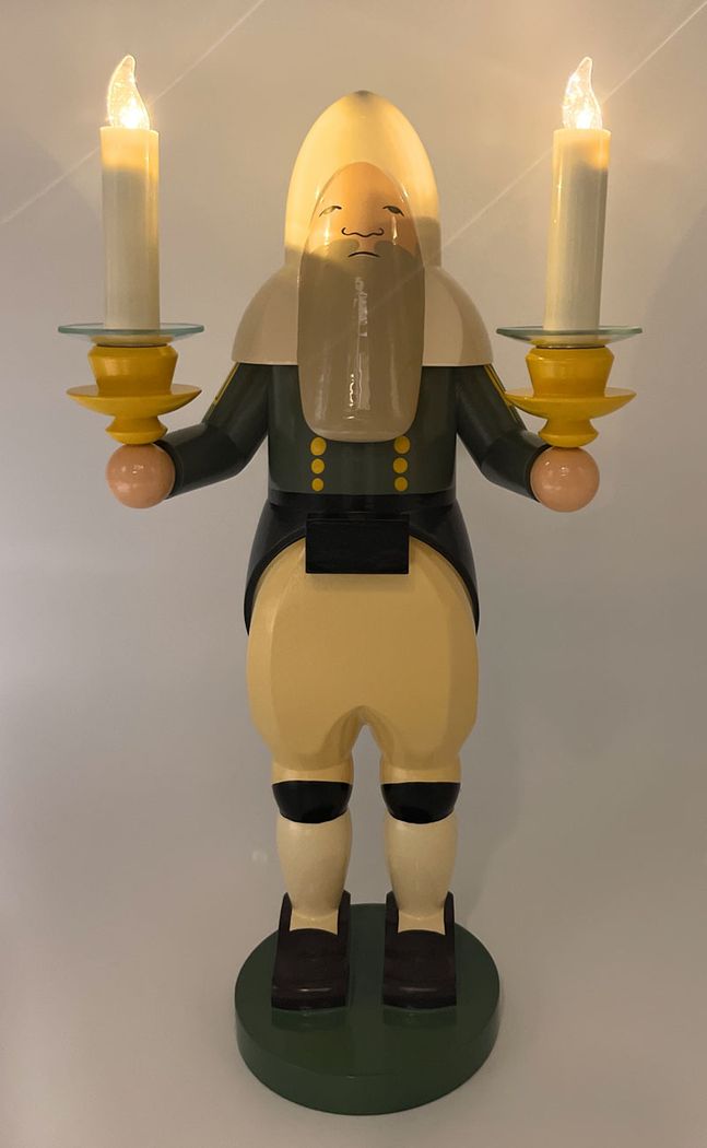 Bergmann mit Lichtertüllen 582 von Wendt und Kühn inkl. zwei Lumix Kerzen und Fernbedienung Bergmann mit Lichtertüllen 582 von Wendt und Kühn inkl. zwei Lumix Kerzen und Fernbedienung