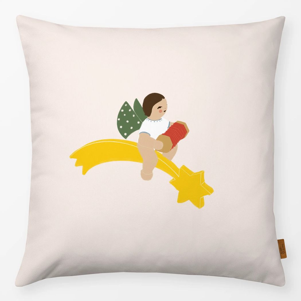 Kissenbezug Engel auf Sternschnuppe Beige mit Wendt und Kühn Muster Kissenbezug Engel auf Sternschnuppe Beige 40x40 cm, aus Premium Samt mit Wendt und Kühn Muster