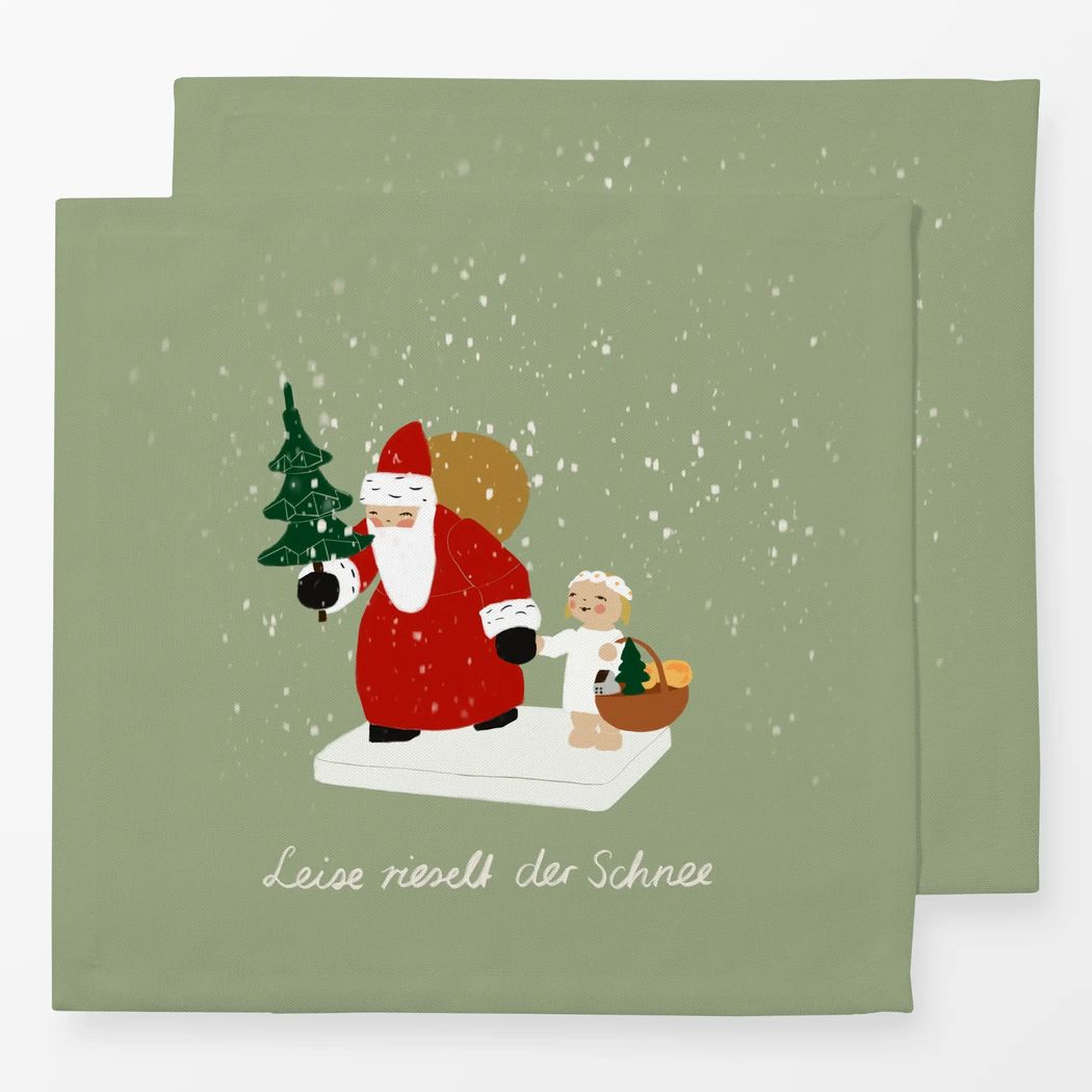 Servietten 2er Set Weihnachtsmann mit Engel Grün Hell Schnee & Typo mit Wendt und Kühn Muster Servietten 2er Set Weihnachtsmann mit Engel Grün Hell Schnee & Typo 40x40 cm, aus Baumwoll-Perkal mit Wendt und Kühn Muster
