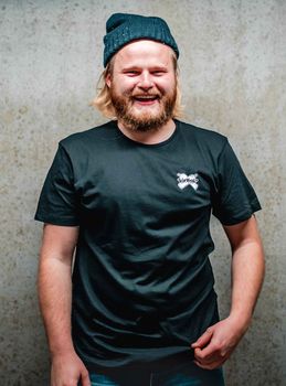 Kornfetti-T-Shirt-schwarz-5.jpg Kornfetti-T-Shirt-schwarz-5.jpg