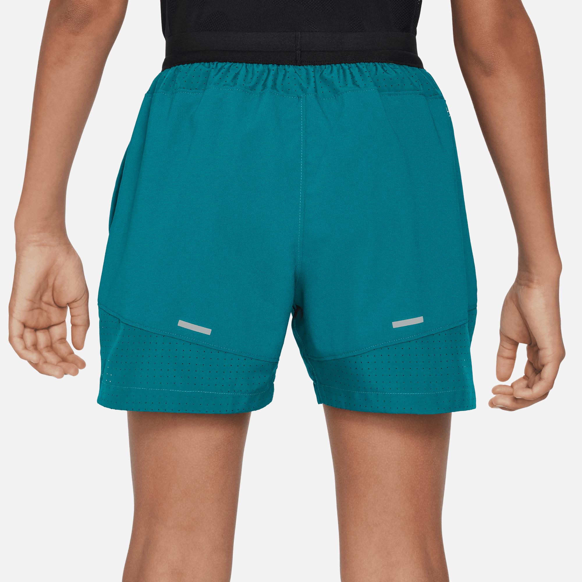 Nike Kinder Shorts kurze Hose B Nk Df Multi Tech Short