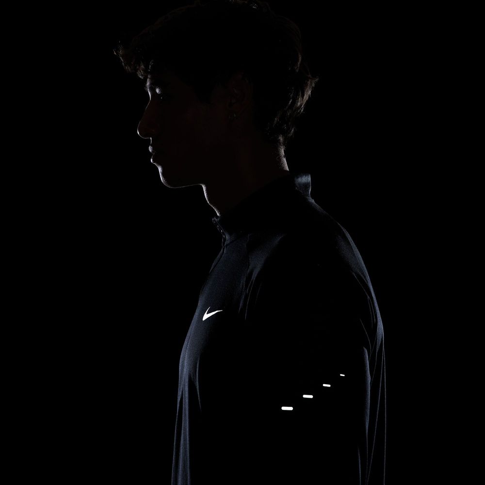 Nike Stride Mid Layer mit Dri-FIT-Technologie und Halbreißverschluss fürs Laufen Herren - Black / Reflective Silv