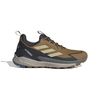 ADIJP5611-000.jpg ADIJP5611-000.jpg
