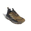 ADIJP5611-000_5.jpg ADIJP5611-000_5.jpg