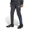 ADIJL7682-000_1.jpg