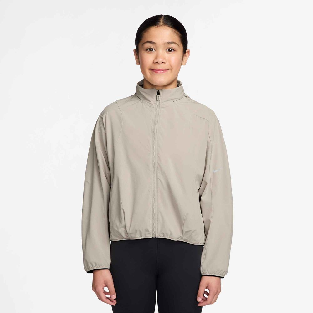 Nike MAVN Wasserabweisende Webjacke mit UV-Schutz für Mädchen - Cream Ii / Reflective Silv