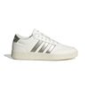 ADIJR3561-000.jpg ADIJR3561-000.jpg