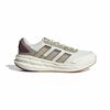 ADIJP5939-000.jpg ADIJP5939-000.jpg