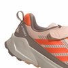 ADIJR9067-000_7.jpg ADIJR9067-000_7.jpg