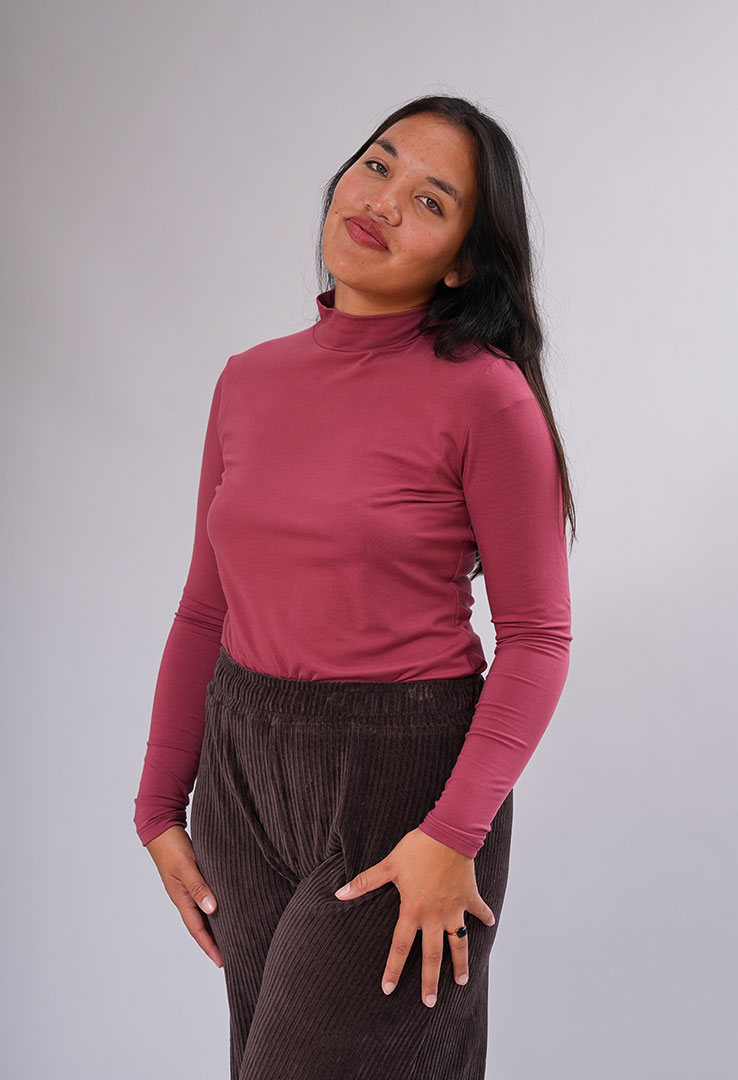 " Basic Longsleeve "Turtleneck Bliss"