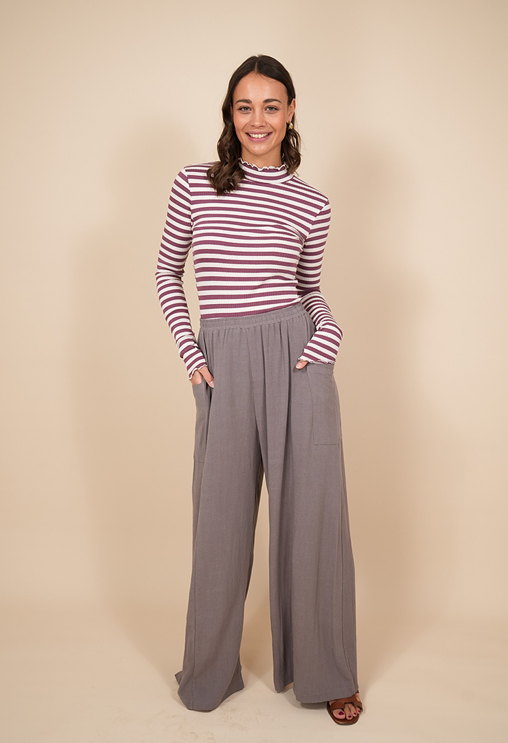 High-Waist-Hose "Urban Flow“