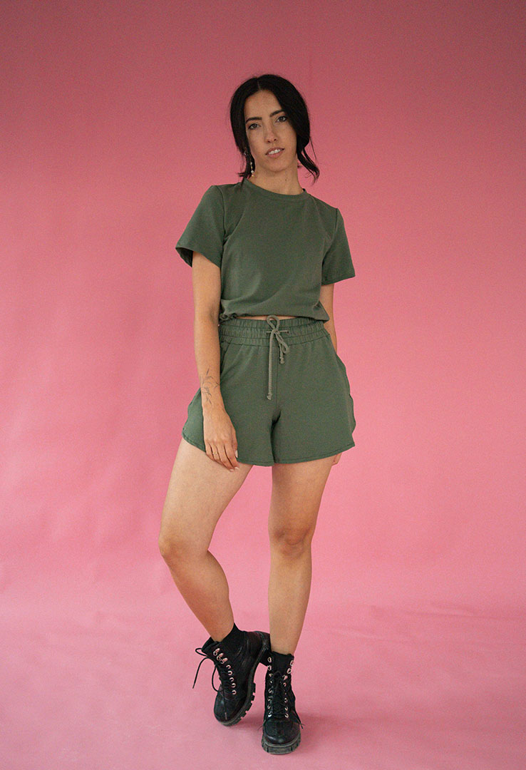 Basic Shirt mit Saum zum Binden 