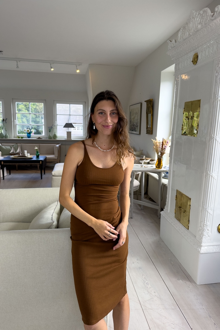 Island Basic Dress