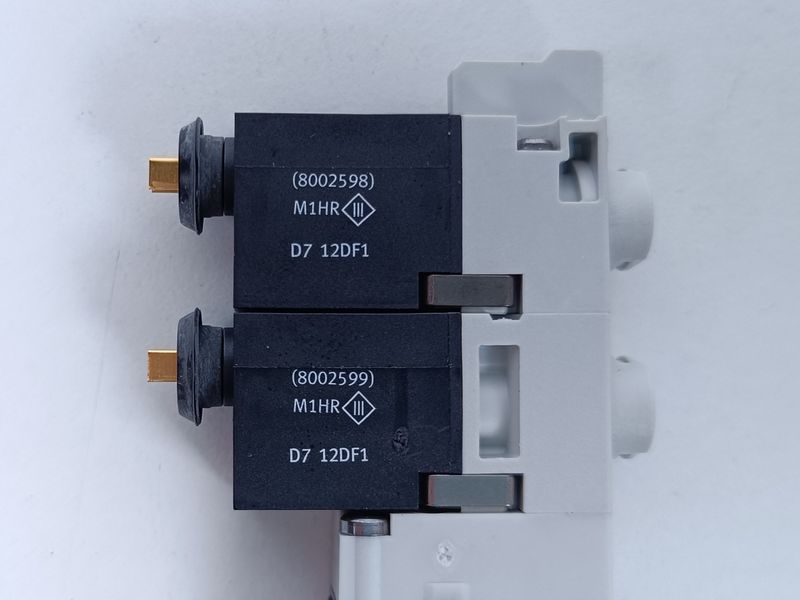 FESTO Magnetventil 533343 VMPA1 M1H J PI 1 St. kaufen