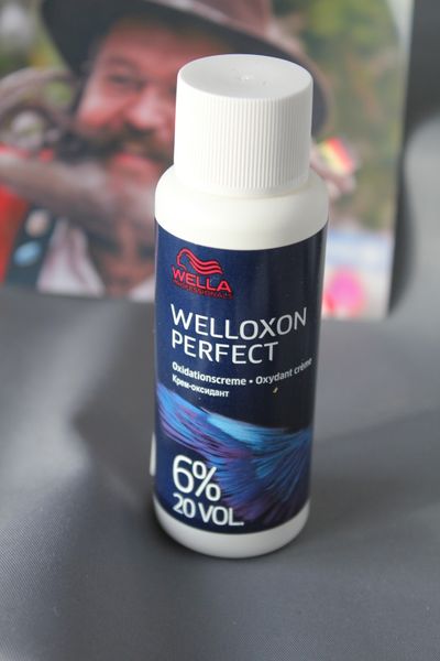 Wella-Welloxon-Perfect-Wasserstoffperoxid-Entwickler-H2O2-60ml.JPG
