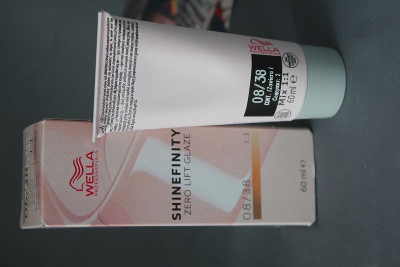 Wella-Shinefinity-Glanztoenung.JPG