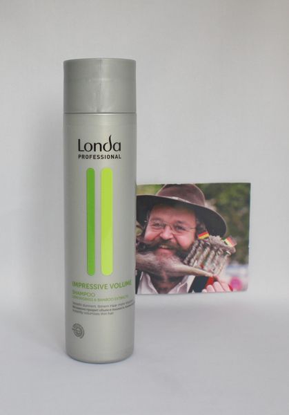 Londa-Impressive-Volume-Shampoo-250-ml.JPG