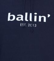 Ballin Est. 2013 Herren Kapuzen-Pullover nachhaltiger Sweat-Hoodie mit Logo-Schriftzug auf der Front HO-H00050-NVY Navy