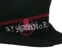 Gorro unisex con la inscripción "My Chemical Romance". Gorro con visera, estilo casual, negro/rosa/blanco.